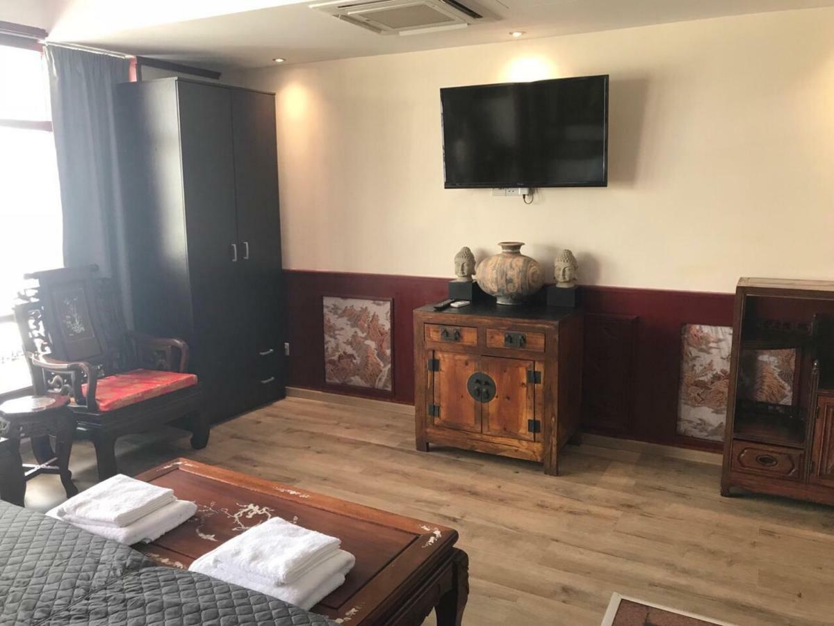 Buddha Suites Paphos Bagian luar foto